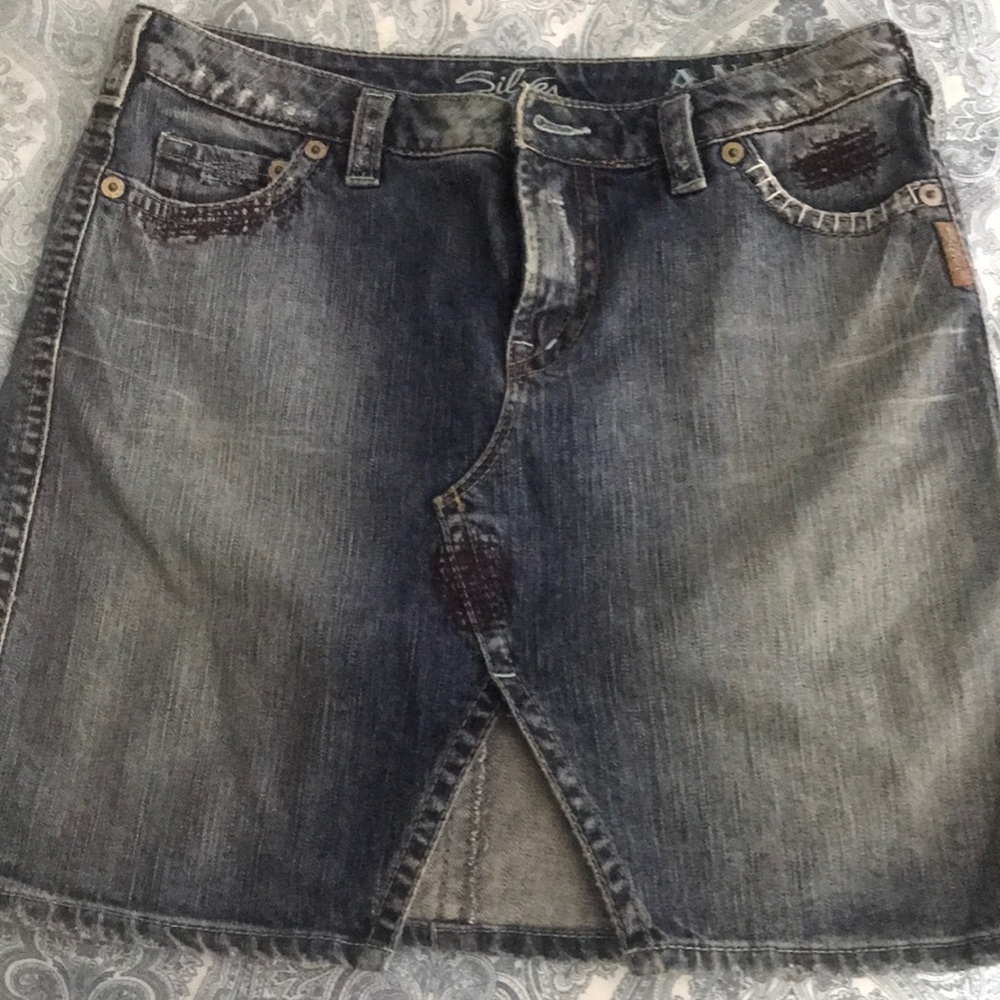 Mini skirt size 29 waist/ high slit